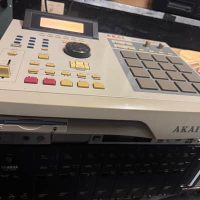 AKAI MPC2000XL MPC 2000 XL 32m 100M zip drive / pads, drum //ARMENS// image 6