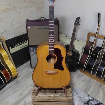 Gibson J 40 Early 70s - Satin image 1