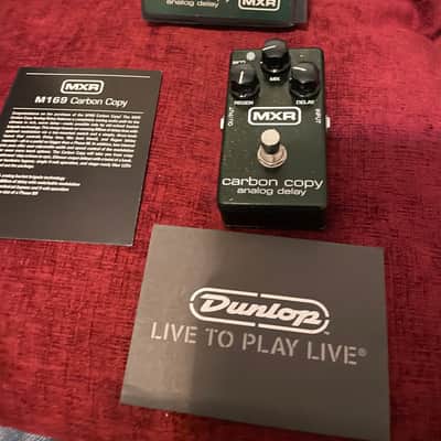 (Boxed) MXR M169 Carbon Copy Analog Delay 2008 - Present - Green image 1