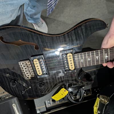 PRS SE Custom 22 - Black image 3