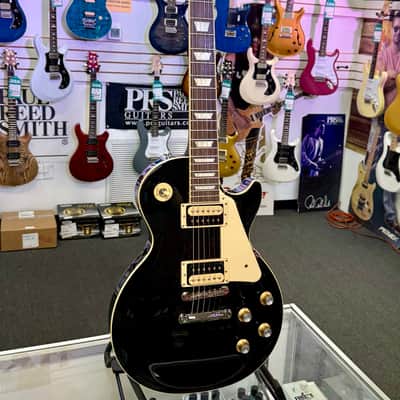 Gibson Les Paul Classic 2021, Black with Hardshell Case - Pre Owned image 3
