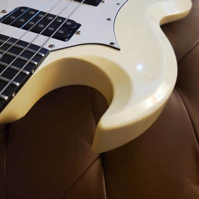 Gibson SG Special Limited Edition 2000 Vintage White W/HSC