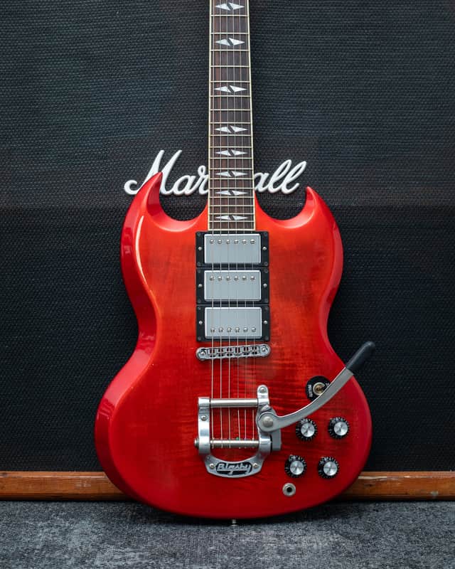Gibson SG Deluxe 2013 - Red Fade image 1