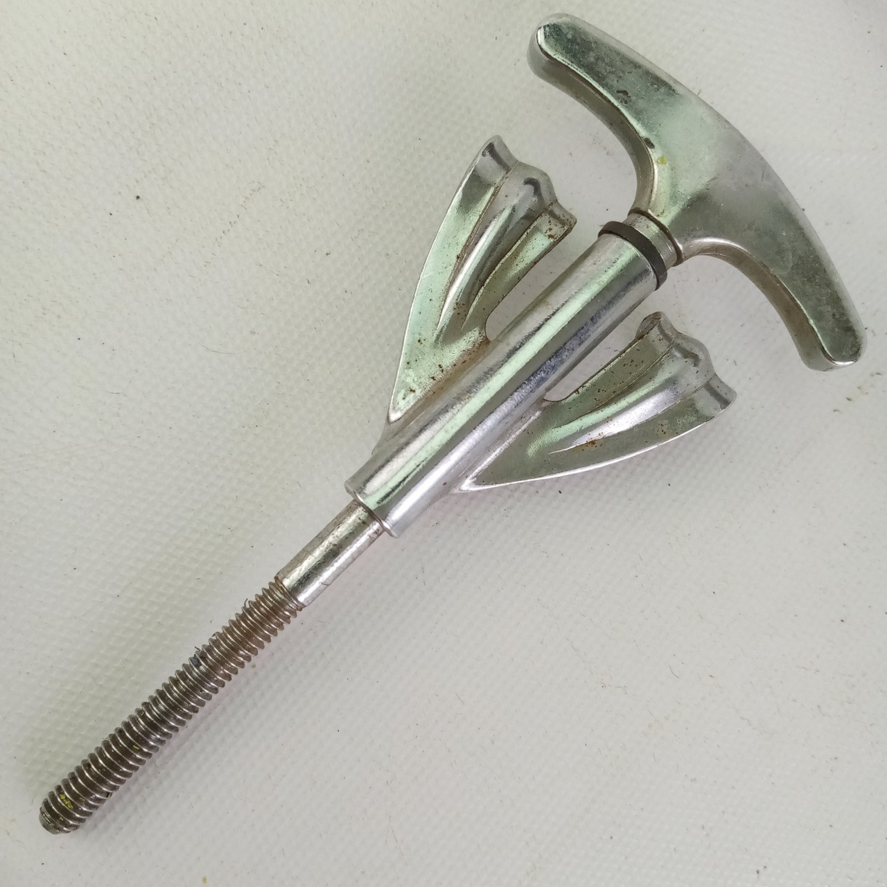 Ludwig Bass Drum Tension T-Rod+Claw 3 7/8"Chrome Vintage 60s Super Classic USA* — main photograph