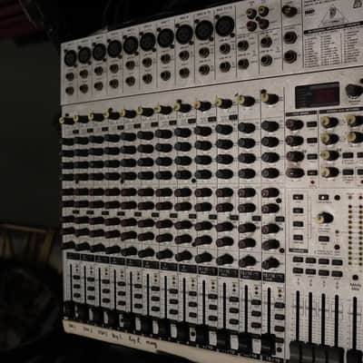 Behringer Eurorack UB2442FX-Pro 24-Input 4-Bus Mic / Line Mixer