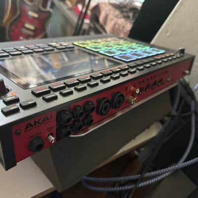 Akai MPC Live III Standalone Sampler / Sequencer 2025 - Present - Black image 8
