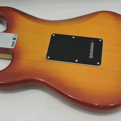 Fender Mexican Standard Stratocaster Plus Top (HSS) 2013 - Tobacco Sunburst image 4