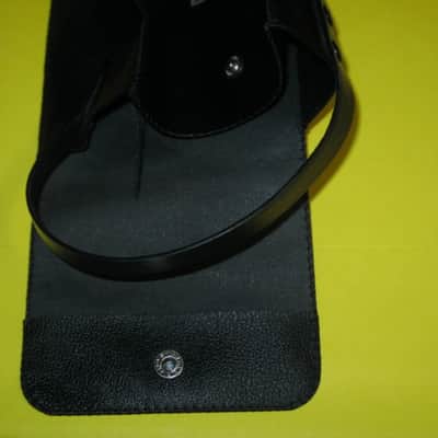 lightly used genuine BOSS vinyl pouch for FV300H, FV300L, and similar size size Boss pedals (NO pedal included) 1990s - Black Vinyl Exterior / Black Thin Canvas Interior image 18