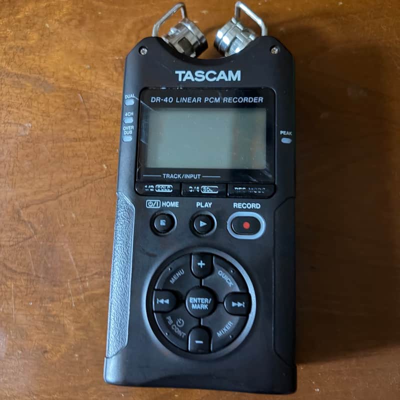 TASCAM DR-40 from 2000s image 1
