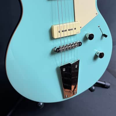 Yamaha RSS02T Revstar Standard Electric Guitar Sonic Blue Finish w/ Gig Bag (373) image 3
