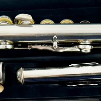Yamaha YFL-262 Standard Open Hole Flute 2020s Silver-Plated image 5