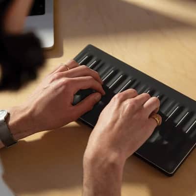 ROLI Seaboard Block 24-Key Expressive MIDI Keyboard Controller 2010s - Black image 4