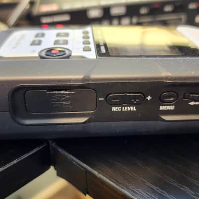 Zoom H4n PRO Handy Digital Multitrack Recorder 2010s - Silver / Black image 3