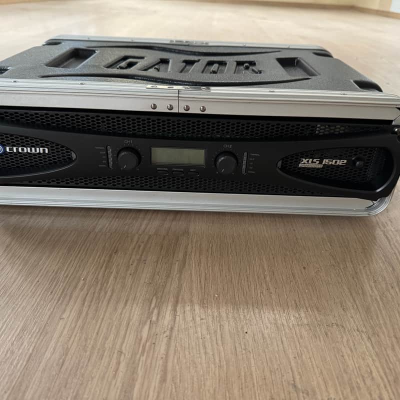 2010s Crown XLS 1502 2-Channel 525W Power Amplifier + Gator GR…