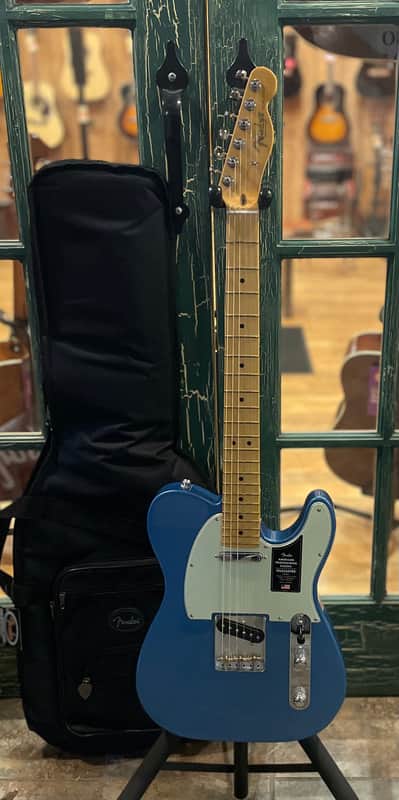 2025 Fender American Professional Classic Telecaster Lake Placid Blue Fender Bag image 1
