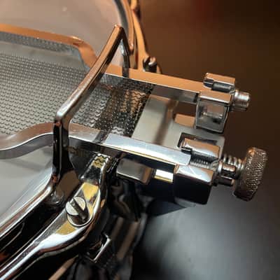 SONOR Signature HLD 582 snare drum 14x6,5 Ferro-manganese shell image 17