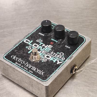 Electro-Harmonix Clone Theory Stereo Analog Chorus / Vibrato 2007 - Present - Black image 1