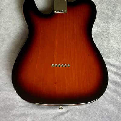 Fender American Vintage '69 Telecaster Thinline Reissue 2-Color Sunburst 2011 image 13