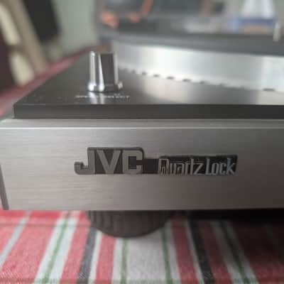 JVC QL-F4 1978 Direct Drive Turntable image 4