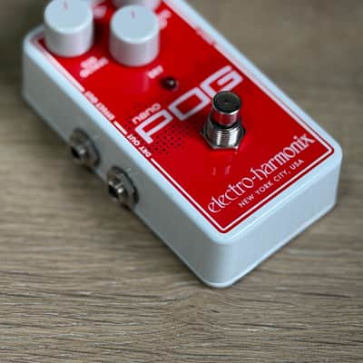 Electro-Harmonix Nano POG Polyphonic Octave Generator image 2