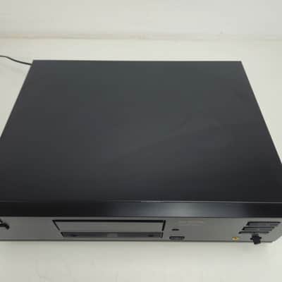 Akai - CD-37B - Compact Disc Player - With Remote image 10