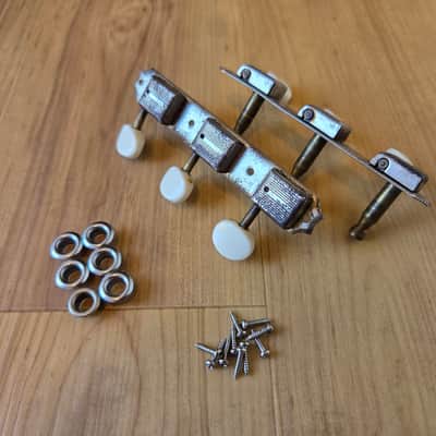 Set of Vintage 1950's Kluson No Line Strip Tuners w/ Ferrules, Mounting Screws! image 1