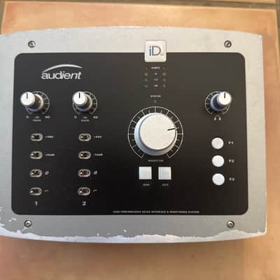 Audient iD22 Desktop USB Audio Interface | Reverb