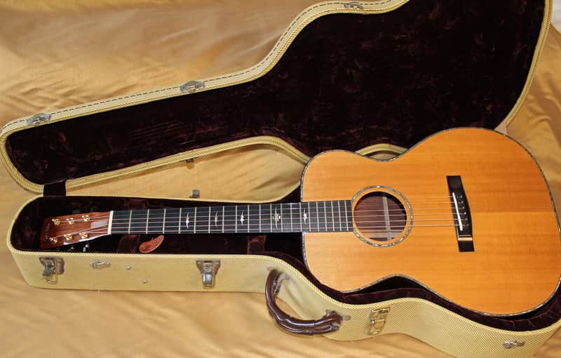 2001 Huss & Dalton Custom OM - Honduran Rosewood and Sitka Spruce