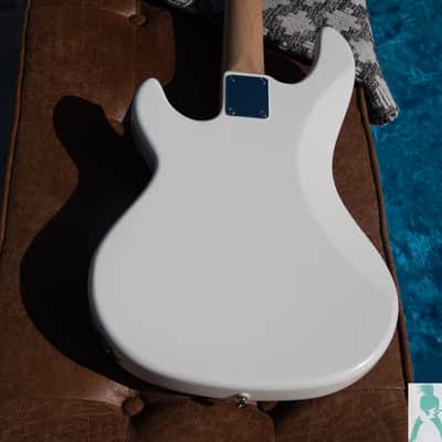 G&L Tribute Series Kiloton with Rosewood Fretboard - Alpine White w Hard Case & Pro Set Up - Perfect Frets/Action/Intonation! image 14