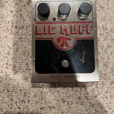 Electro-Harmonix Big Muff Pi 2000 - Present - Silver / Black / Red image 1