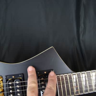 Jackson X Series KEX Kelly, Floyd Rose Tremolo, Satin Black with Gold Hardware, Int'l Buyer Welcome image 4