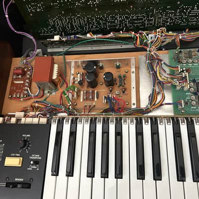 Roland Juno-60 imagen 10