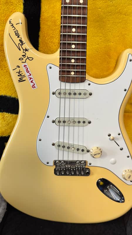 *Signed* Fender Yngwie Malmsteen Signature Series Strat with Vega Trem and locking tuners image 1