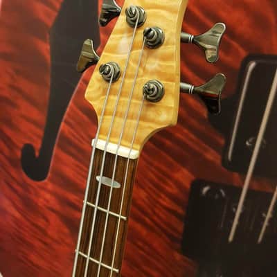 Yamaha TRB1004J Natural | Reverb