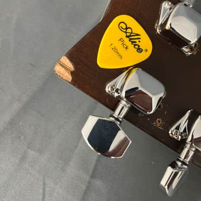 Yamaha FG-202 Spruce / Mahogany MIJ Orange Label 1970's image 19