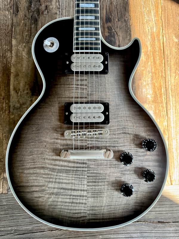 SERIAL# 003!!!! GIBSON CUSTOM SHOP VIVIAN CAMPBELL LES PAUL CUSTOM (SIGNED) 2018 W/ AN UNREAL TOP STAINED IN ANTRIM BASALT BURST + ORIGINAL HARDSHELL CASE - EXCELLENT CONDITION - ULTRA RARE!!! image 1