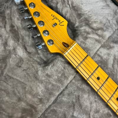 Fender American Ultra Stratocaster – Cobra Blue – Made in USA (2022) image 9