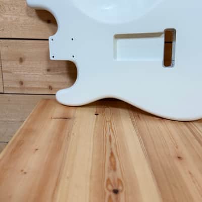 1912g Kohlin Guitars S-Type Roasted Pine replacement body Aged Nitro Relic Vintage olympic white Made in Sweden image 9