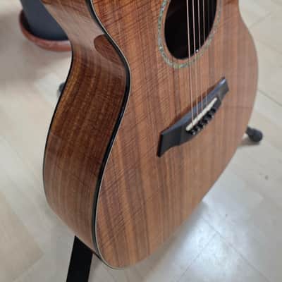 Taylor K-22 PRESENTATION 1998 TIME CAPSULE CASE QUEEN 00 Grand Concert American USA Custom Shop Masterbuilt AAAAA FLAME KOA Master Built K22 Acoustic Guitar Presentation Series 1 of 1 RARE Presentation Series image 20
