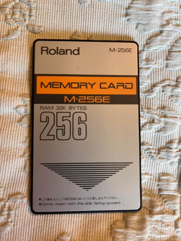 Roland M-256E Memory Card 256 ( RAM 32K Bytes ) imagen 1