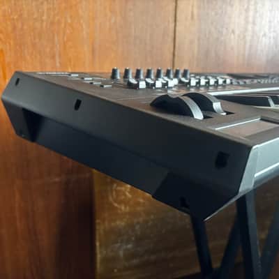Yamaha MOTIF XF6 61-key Workstation w/ Flash Memory image 7