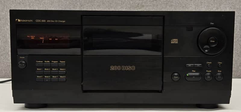 VINTAGE Nakamichi  CDC-300 200 Disc CD Changer / Player Tested NO REMOTE image 1