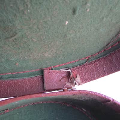 Late 40's Early 50's Guitar Case For Gibson LG-2 Repair Project Vintage LG-2 Case Needs Major Work image 10