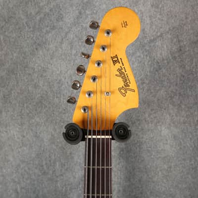 Fender Bass VI - Made in Japan - 3 Tone Sunburst - 2nd Hand image 4