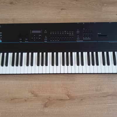 Ensoniq SQ-1 Plus 32 Voice | Transwave synthesis | w/ flightcase