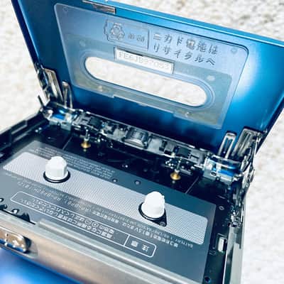 Panasonic SX25V Walkman Cassette Player, Near Mint Blue ! Motor Running ! image 4