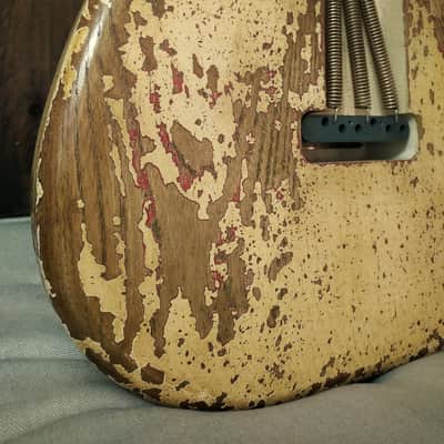 #202603 :: Baldman's Stratocaster set in Dirty Relic Olympic White over Metallic Wine Red : Vintage Aged image 13