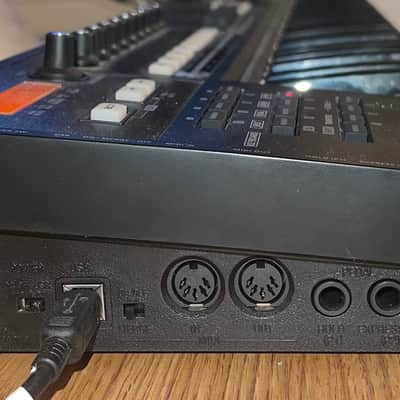 Roland A-800PRO 61-Key MIDI Keyboard Controller 2010 - Present - Black image 3