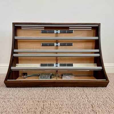 Immagine Solid Walnut Powered Eurorack Case - 13U x 168HP - 2