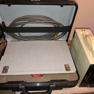 Sony c800 tube mic in excellent condition case+keys PSU shockmount spare tube A+ image 10
